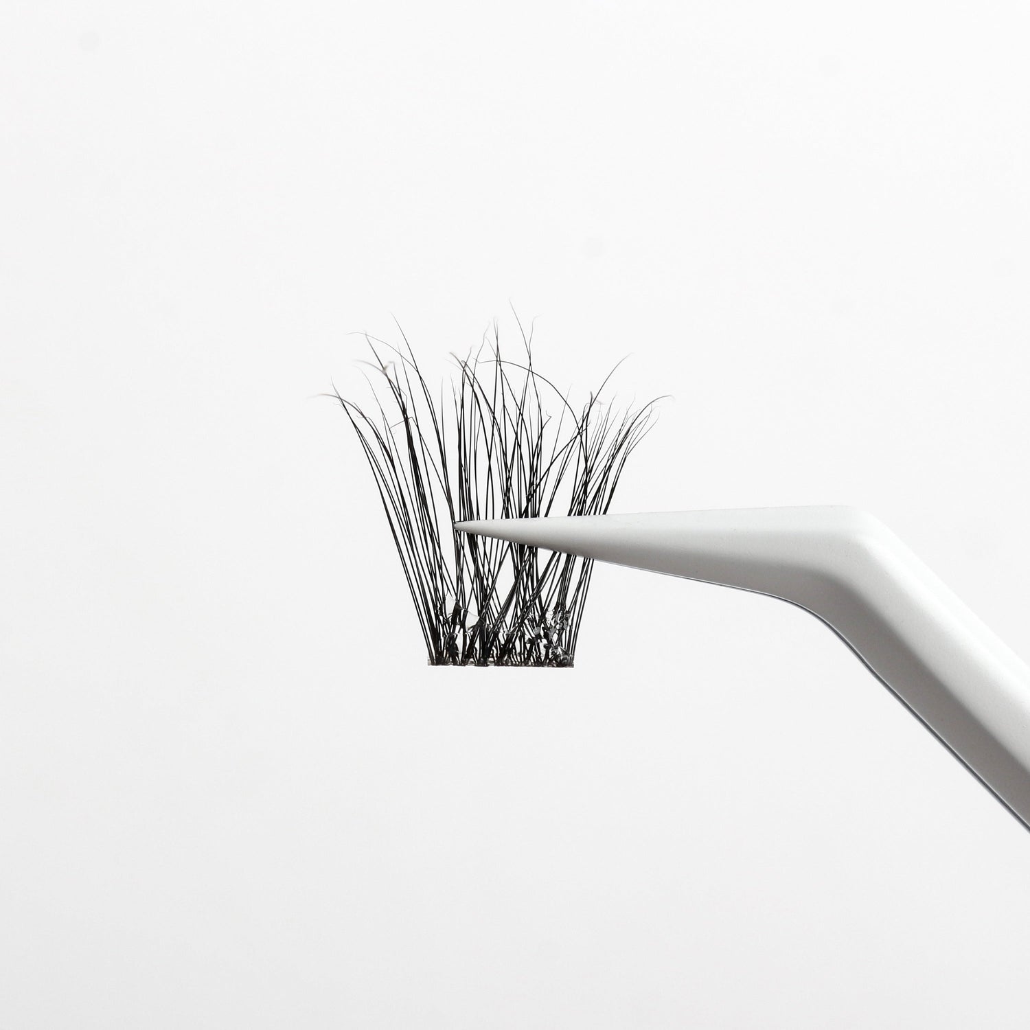 How Long Do Lash Clusters Last? Everything You Need to Know